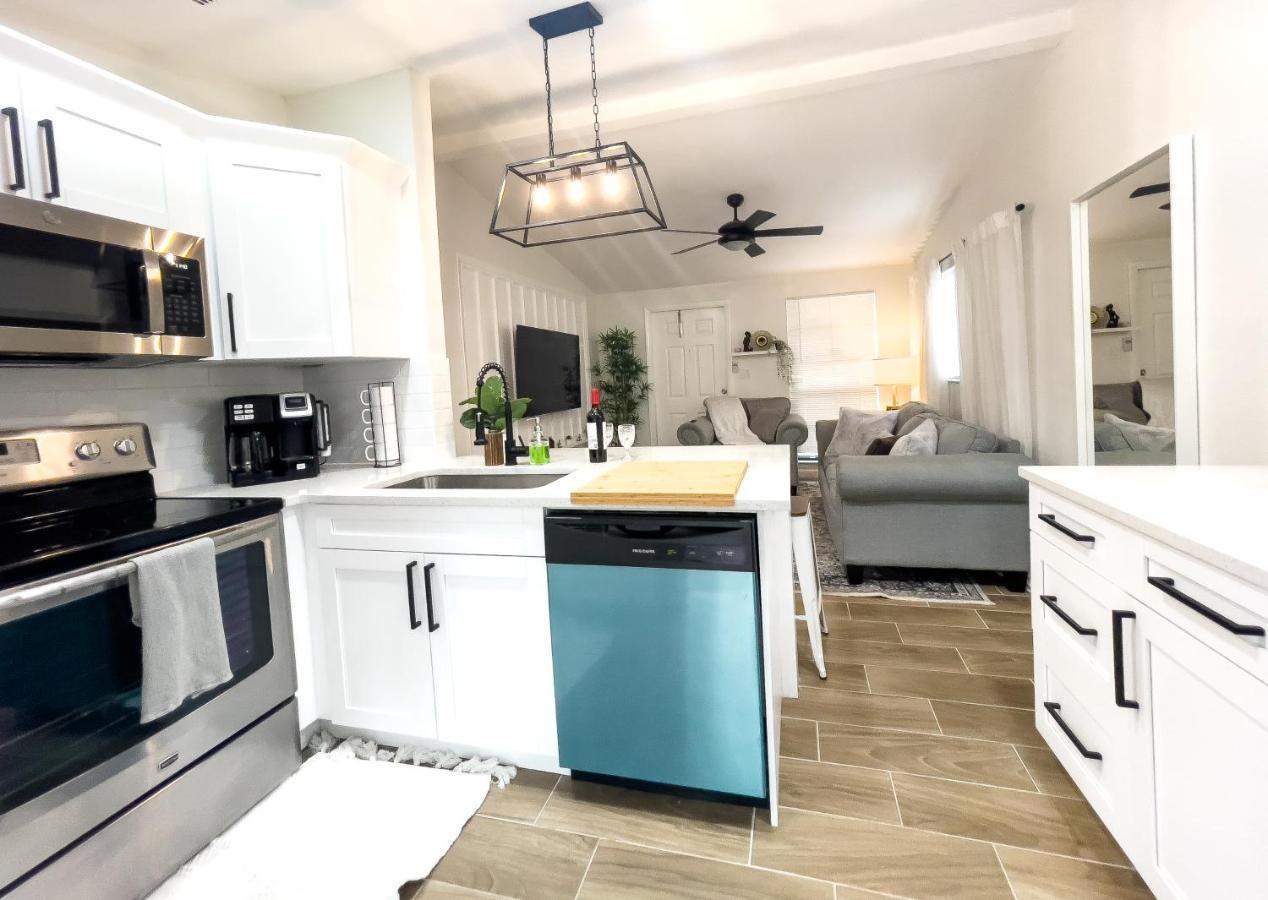 Cozy Home In Tampa Near Ybor & Busch Gardens Exteriör bild
