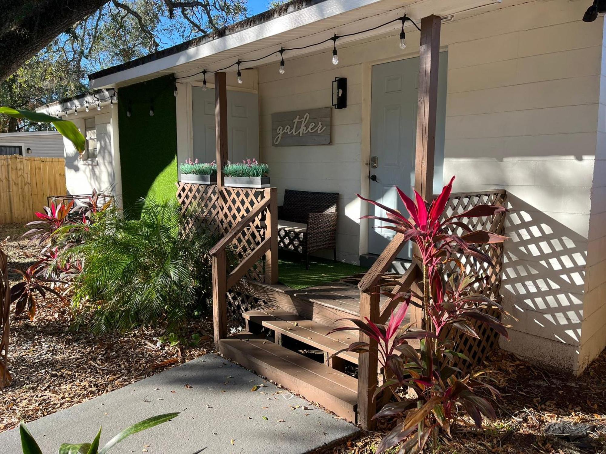 Cozy Home In Tampa Near Ybor & Busch Gardens Exteriör bild